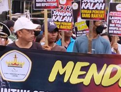 Massa AMPL Desak KPK Tuntaskan Kasus Budi Utomo